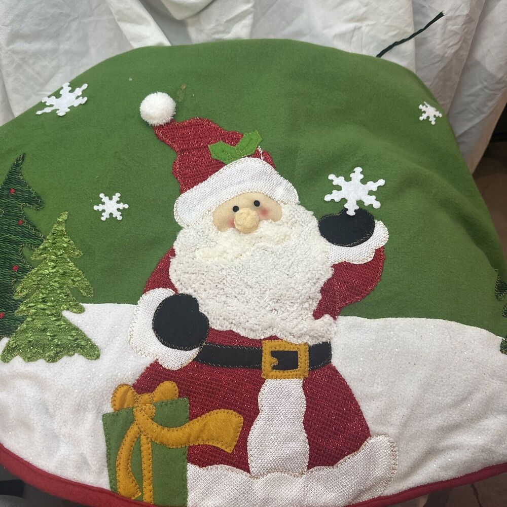 Prima Christmas Tree Skirt 48" Santa Claus Snowflakes Felt Round Green Red